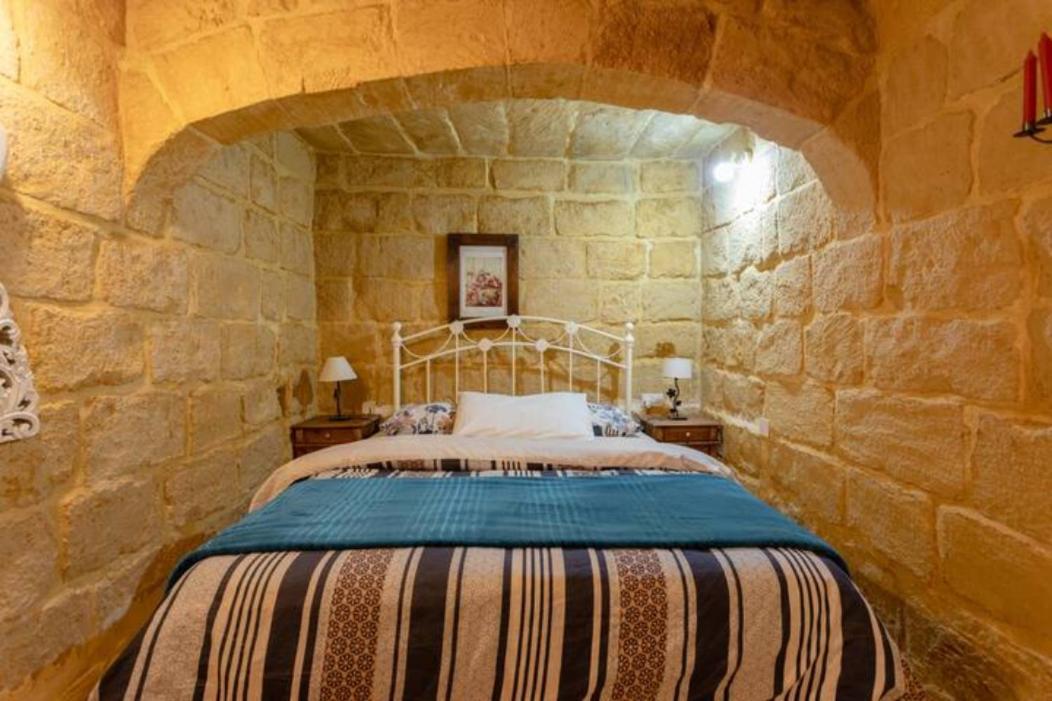 Ta' Frenc Farmhouse Għarb Buitenkant foto