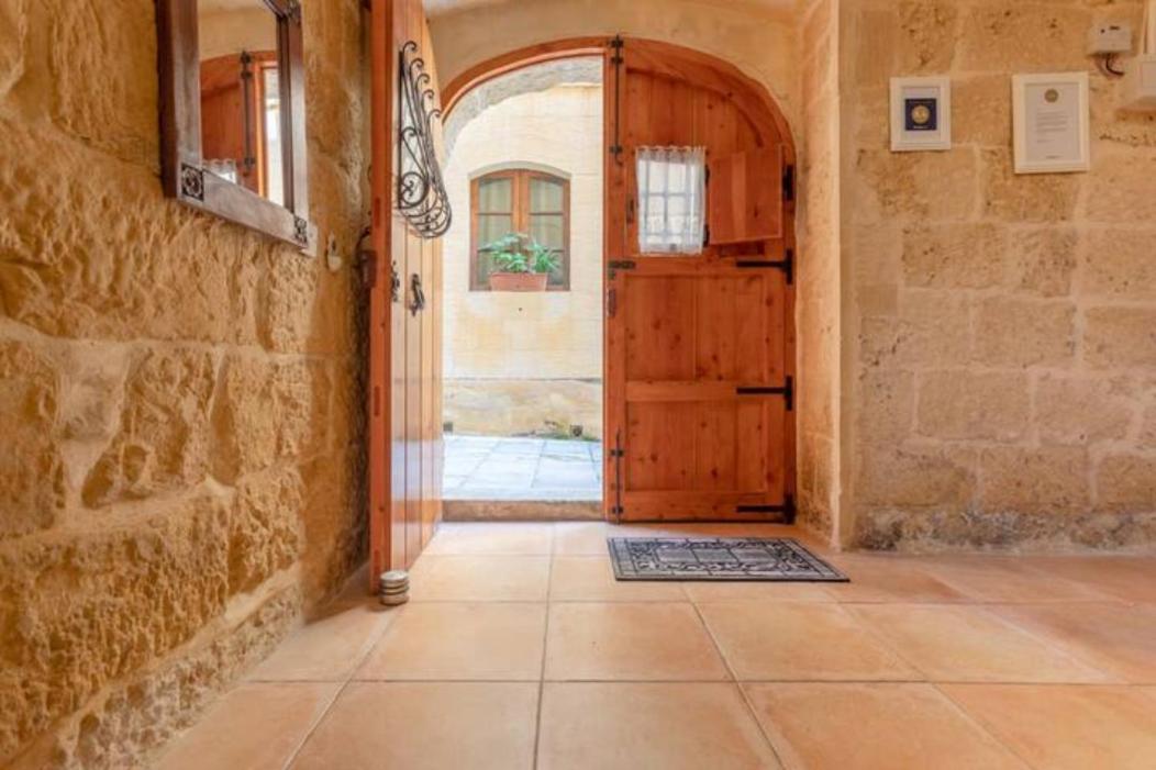 Ta' Frenc Farmhouse Villa Għarb Buitenkant foto